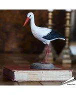 Der handgeschnitzte Weißstorch ist ein einzigartiger, schöner, dekorativer Vogel. Er ist das perfekte Geschenk für Naturliebhaber.