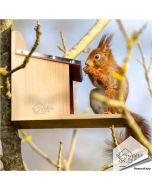 Eichhörnchen Futterhaus mit Metalldach - www.hoezo-kado.de