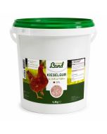 HÜHNER Land Kieselgur von HÜHNER Land ist ein 100%tiges Naturprodukt ✔️ Für Stall, Garten oder Hof ✔️ Bindet Feuchtigkeit zuverlässig ✔️ Angenehmes Stallklima ✔️ Jetzt kaufen im Hoezo-Kado Shop