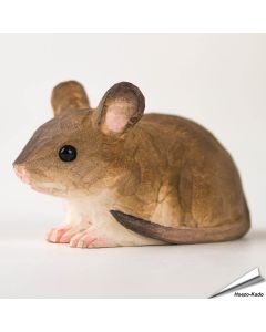 Handgeschnitzte Maus in Naturgr&ouml;sse ✔️ Mit ungiftigen Farben naturgetreu bemalt ✔️ Originelles Geschenk f&uuml;r Tier- und Naturliebhaber ➤ www.hoezo-kado.de
