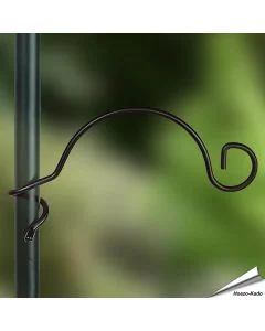 Wrap-around metalen haken voor vogelvoederstations ✔️ Compatibel met palen Ø 22mm ✔️ Gemaakt van stevig, gepoedercoat staal ✔️ Bestel direct online bij Hoezo-Kado
