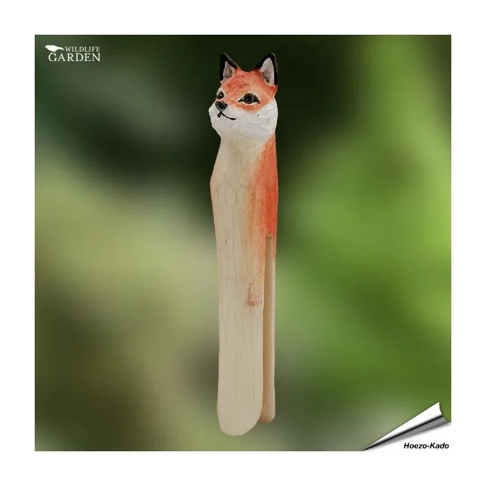 Decoclip Fuchs: Schöne Wäscheklammern mit handgeschnitzten Tieren. DecoClip Eule ist eine originell geschnitzte Wäscheklammer aus Holz.