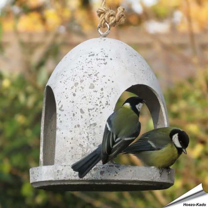 Hängendes Futterhaus (Polyresin)