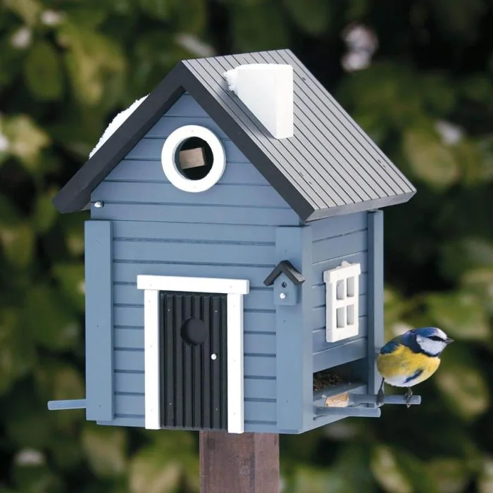 Multiholk Blaues Haus - Wildlife Garden ✔️ Nistkasten und Futterhaus in einem ✔️ Für kleine Gartenvögel ✔️ Inspiriert nach skandinavischem Design ➤ Hoezo-Kado
