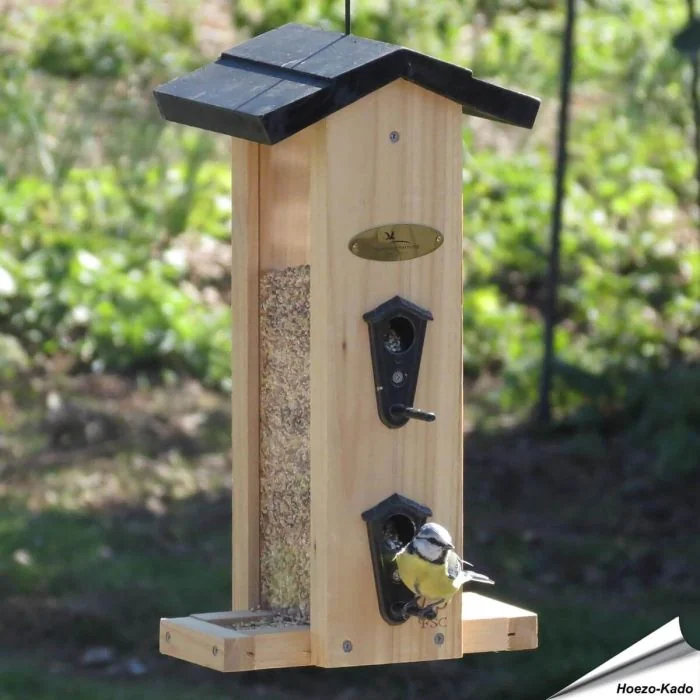 Multi-Funktionelles Futterhaus mit Futtersilo